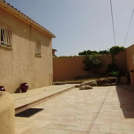 A Pinarello-2mn A Pied De La Plage-vue Villa Pinarellu