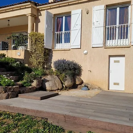 Βίλα A Pinarello-2mn A Pied De La Plage-vue *