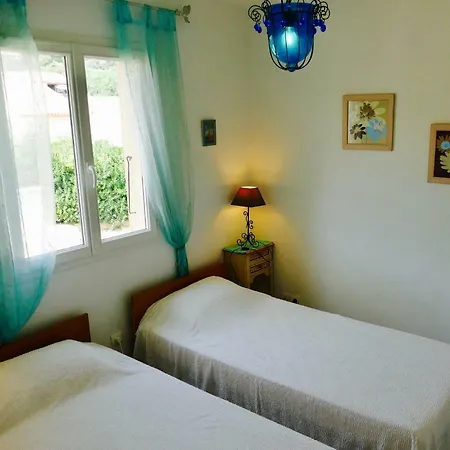 A Pinarello-2mn A Pied De La Plage-vue Βίλα