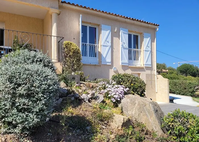 A Pinarello-2mn A Pied De La Plage-vue וילה