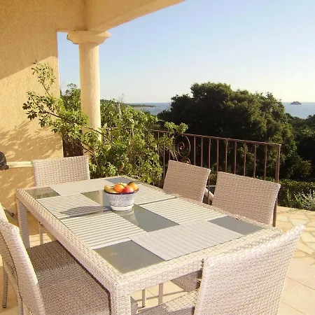 A Pinarello-2mn A Pied De La Plage-vue * Pinarellu