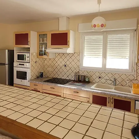 A Pinarello-2mn A Pied De La Plage-vue * Pinarellu