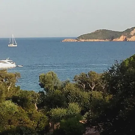 A Pinarello-2mn A Pied De La Plage-vue * Pinarellu